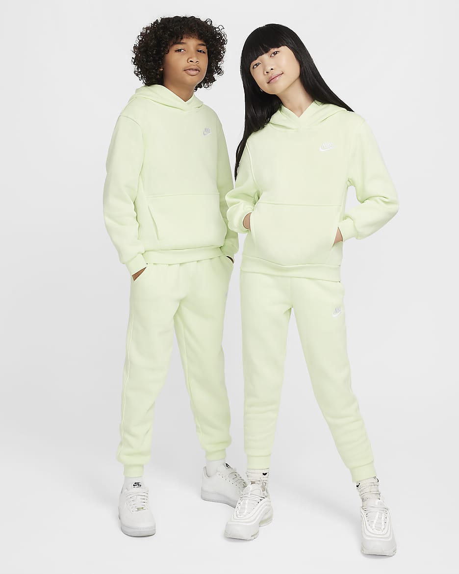 Nike Sportswear Club Fleece belebújós, kapucnis pulóver nagyobb gyerekeknek - Lime Ice/Fehér