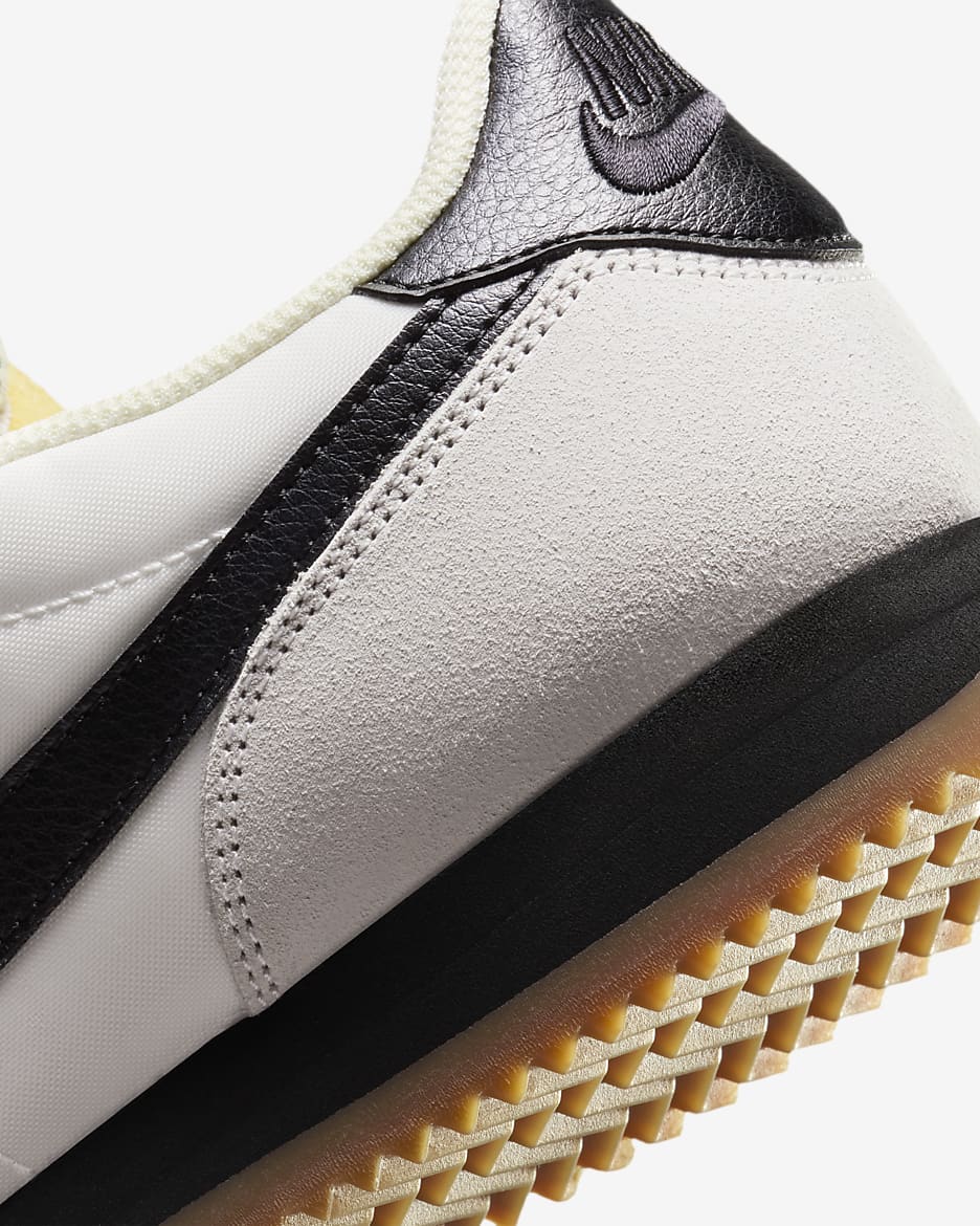 Nike Cortez Textile Schuh (Damen) - Phantom/Coconut Milk/Gum Light Brown/Schwarz