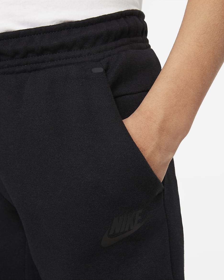 Nike Sportswear Tech Fleece Little Kids' Shorts - Black