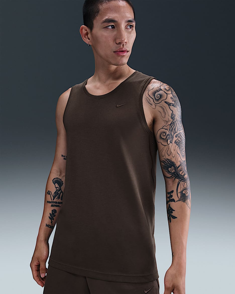 ナイキ プライマリー メンズ Dri-FIT バーサタイル タンクトップ - バロックブラウン/バロックブラウン