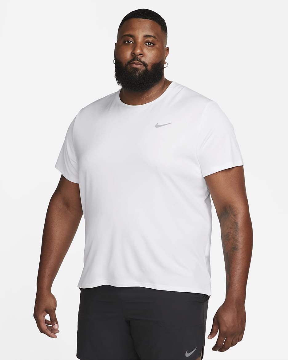 Haut de running à manches courtes Dri-FIT UV Nike Miler pour homme - Blanc