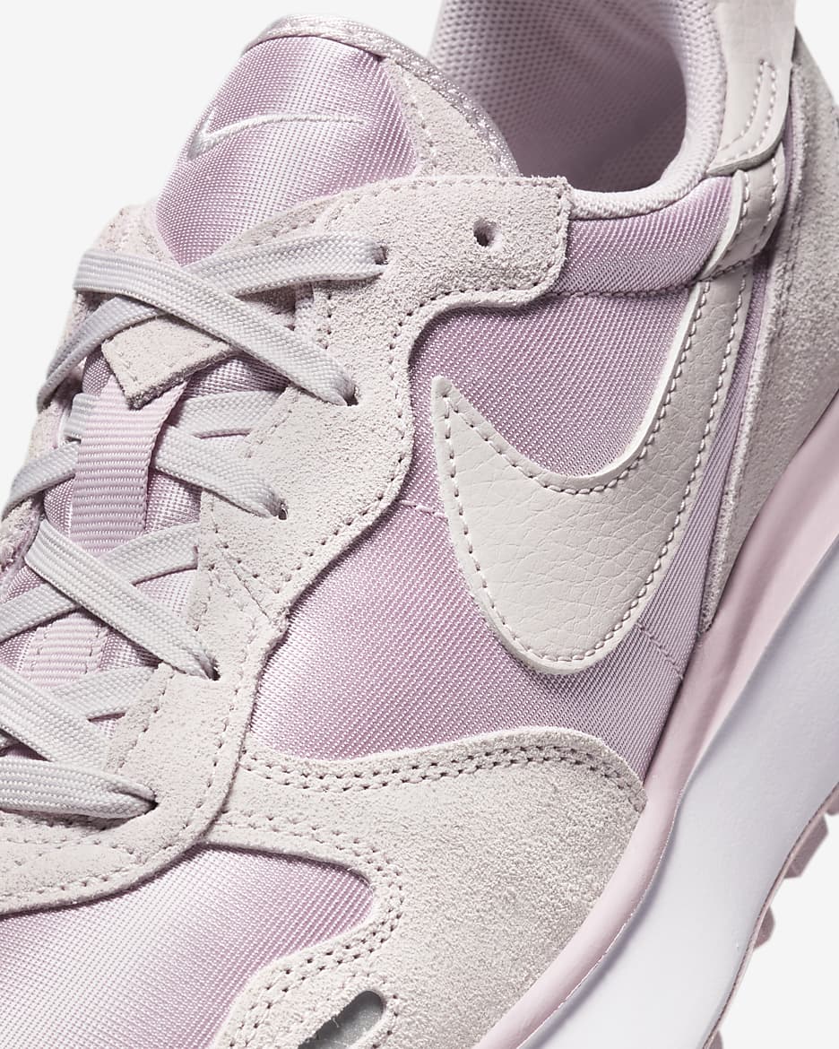 Tenis para mujer Nike Phoenix Waffle - Tiza ciruela/Violeta claro/Plata metalizado/Violeta platino