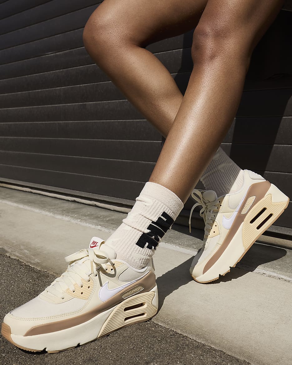 Nike Air Max 90 LV8 女鞋 - Sail/Coconut Milk/Pale Vanilla/白色