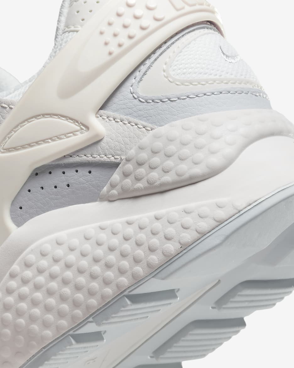 Nike Air Huarache Runner férficipő - Summit White/Fehér/Pure Platinum/Metallic Silver