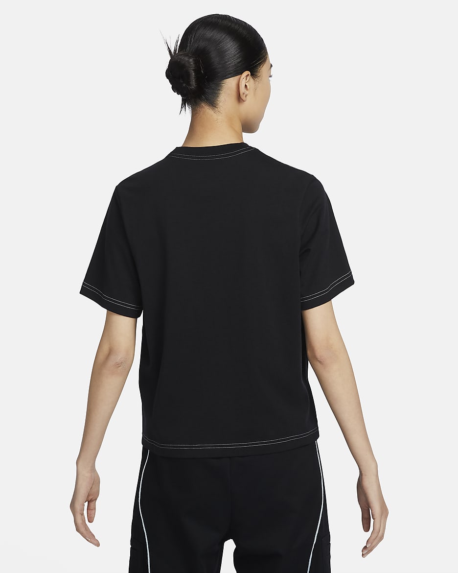 Nike Sportswear Women's Boxy T-Shirt - Black