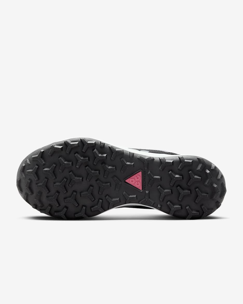 Nike ACG Lowcate SE Men's Shoes - Black/Hyper Pink/Wolf Grey/Black