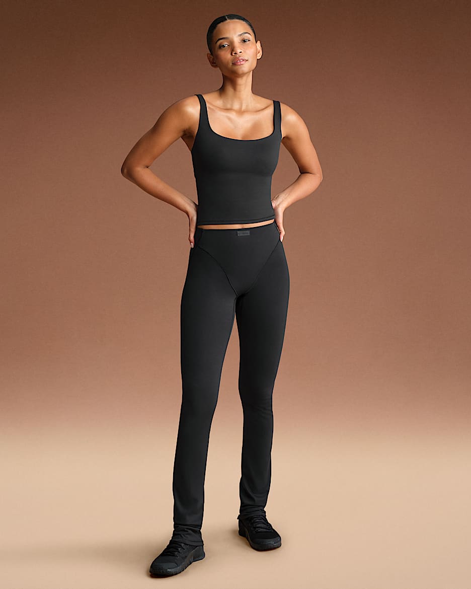 NikeSKIMS Matte Women's High-Waisted V-Panel Straight Leggings - NSKM OBSIDIAN