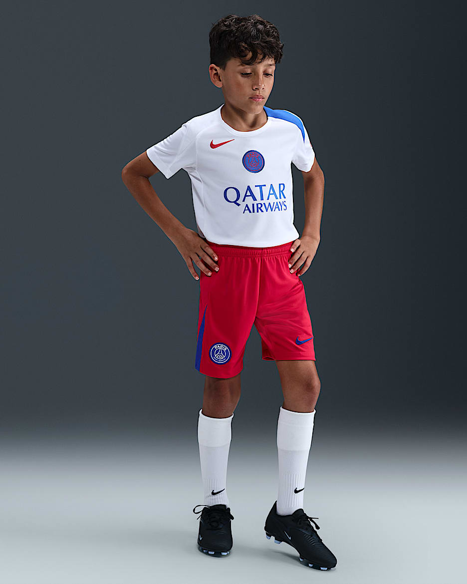 PSG 2025/26 Stadium Third Older Kids' Nike Dri-FIT Total 90 Football Replica Shorts - Global Red/Hyper Royal