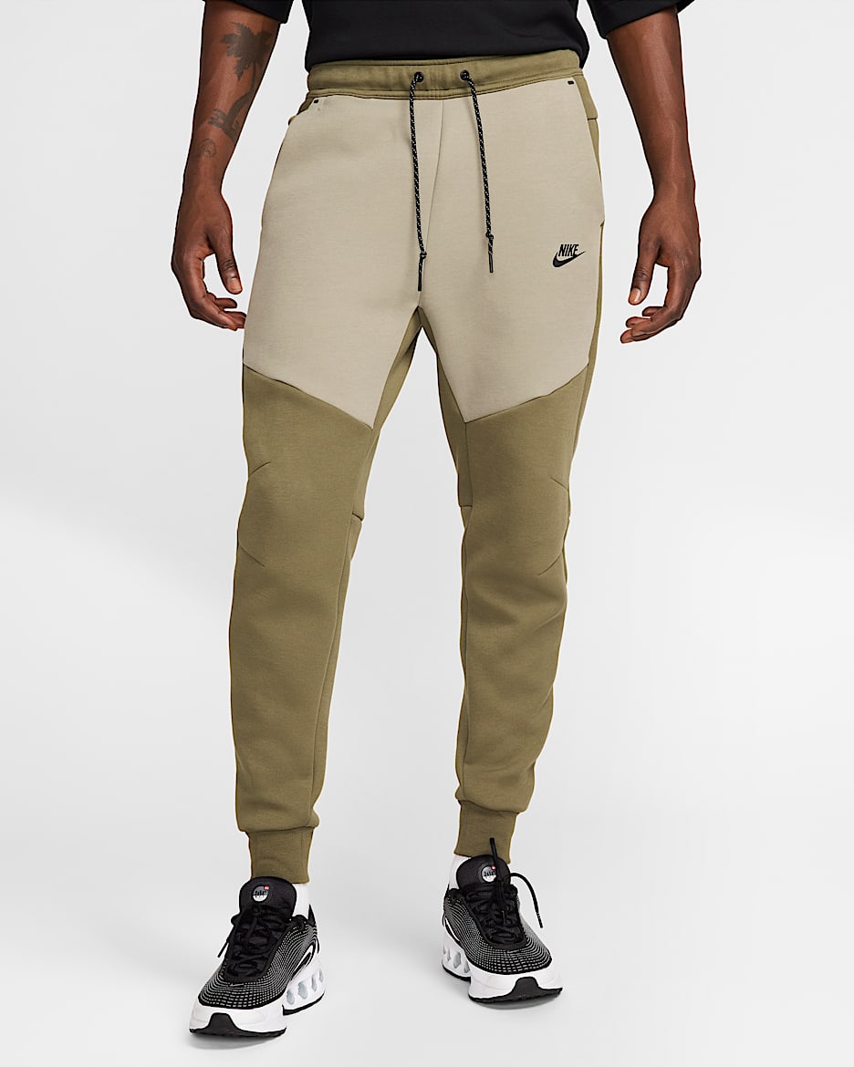 Nike Tech Men's Fleece Joggers - Medium Olive/Light Army/Black