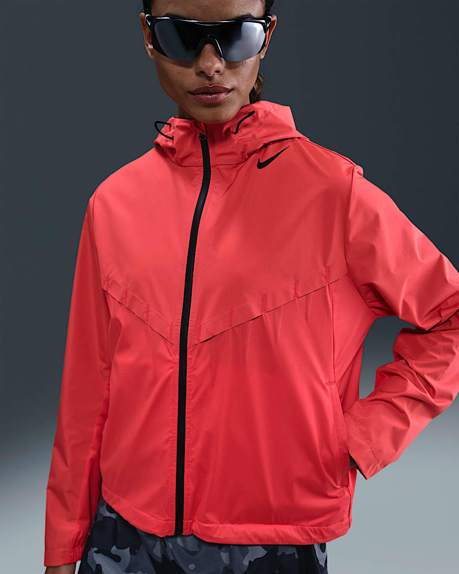 Veste de running Storm-FIT Nike AeroSwift Aerogami pour femme - Light Crimson/Noir