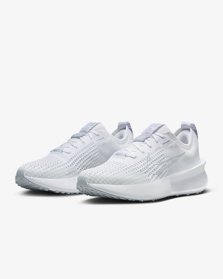 Tenis de correr en pavimento para mujer Nike Interact Run - Blanco/Gris lobo/Platino puro