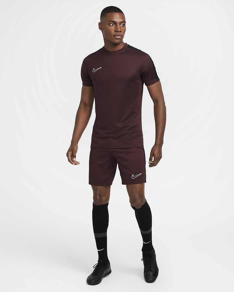 Męska koszulka piłkarska z krótkim rękawem Dri-FIT Nike Academy - Burgundy Crush/Czerń/Biel