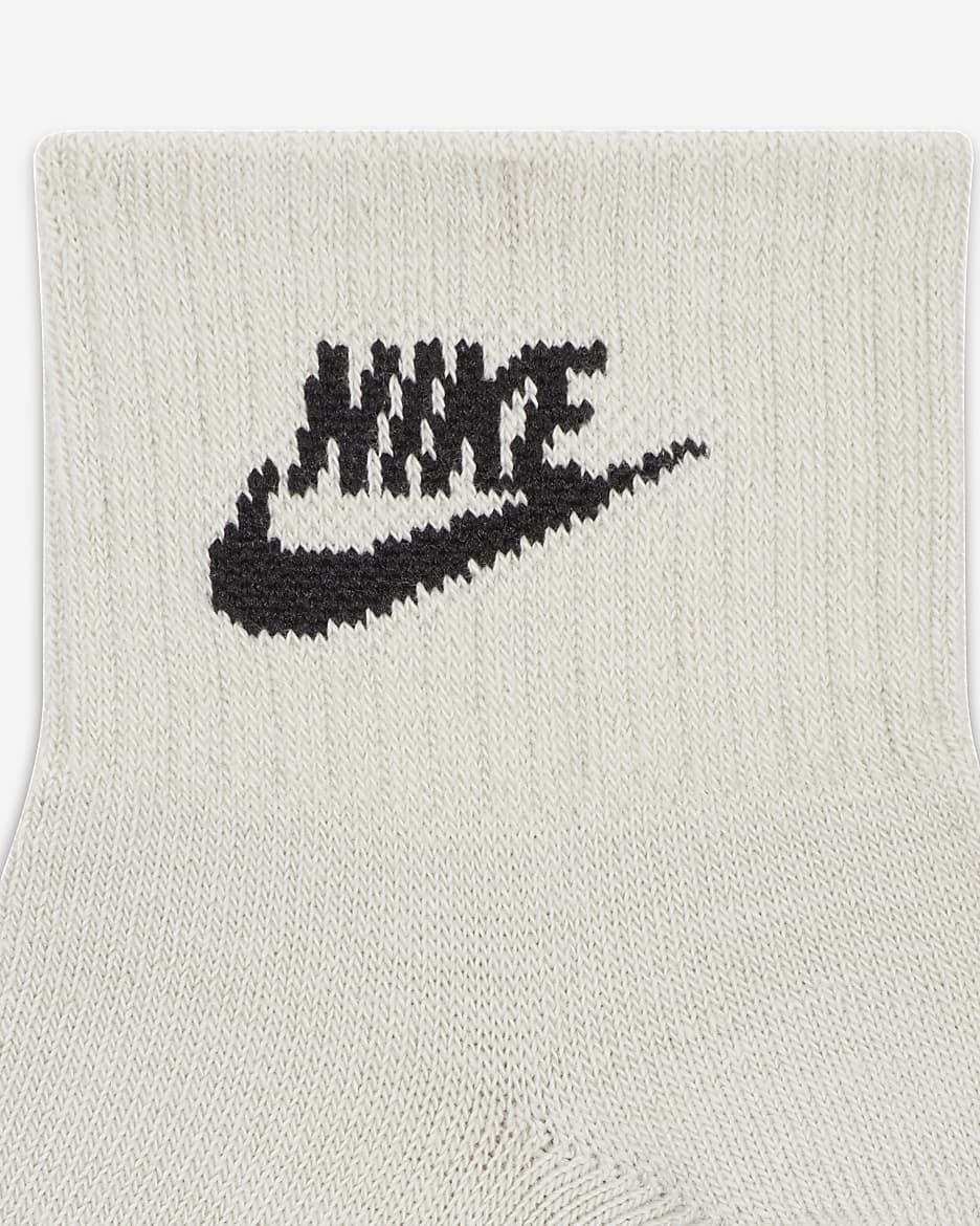 Nike Everyday Essential Ankle Socks (3 Pairs) - Multi-Colour