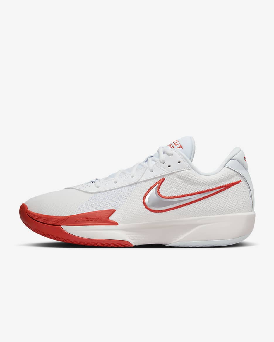 Tenis de básquetbol Nike G.T. Cut Academy - Blanco cumbre/Rojo picante/Gris fútbol/Plata metalizado