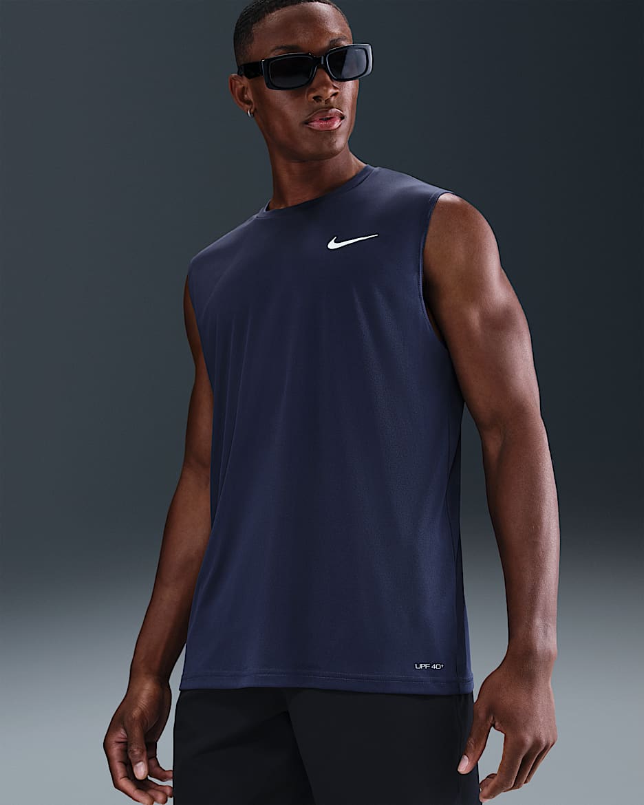 Camiseta Hydroguard de natación sin mangas para hombre Nike Essential - Azul marino medianoche/Blanco