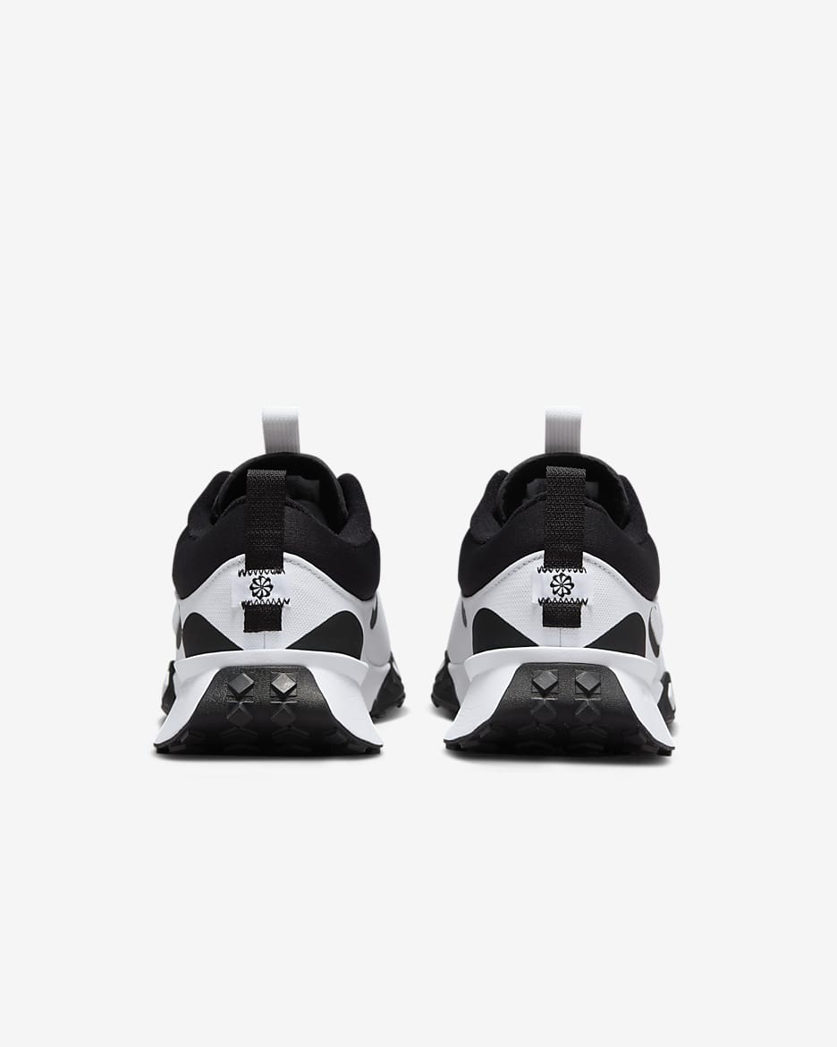 Nike Air Diamond Varsity Turf Men's Baseball Shoes.
