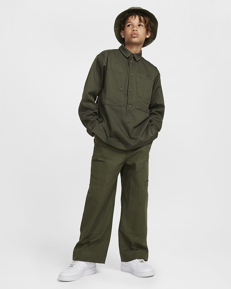 Nike Sportswear Metro Ground Older Kids' Top - Cargo Khaki/Sequoia