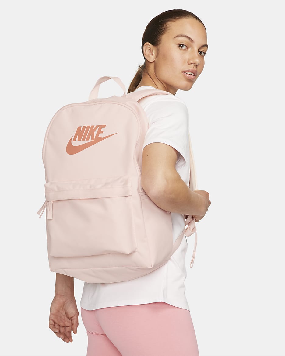 Nike Heritage Backpack (25L) - Guava Ice/Guava Ice/Amber Brown