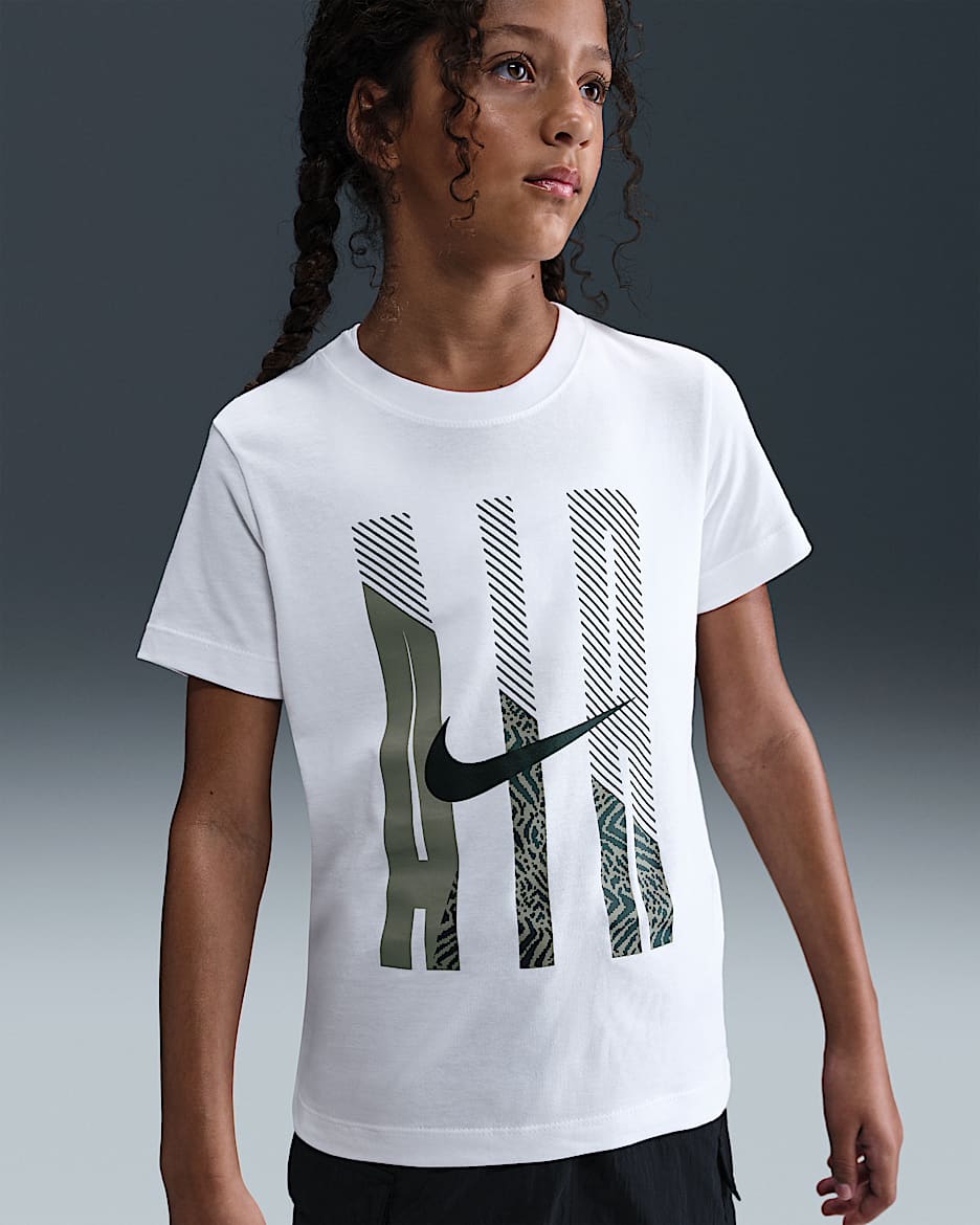 Nike Sportswear Older Kids' T-Shirt - White