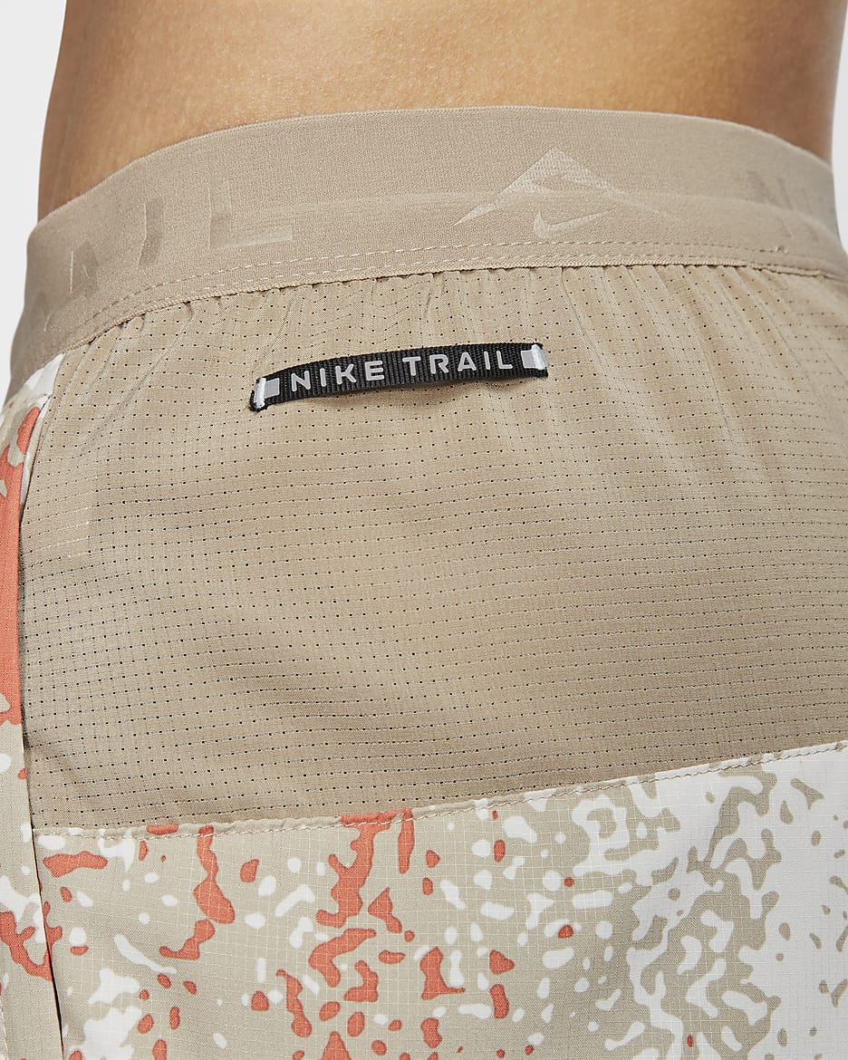 Nike Trail Stride Men's 18cm (approx.) Dri-FIT Brief-Lined Running Shorts - Khaki/Khaki/Black