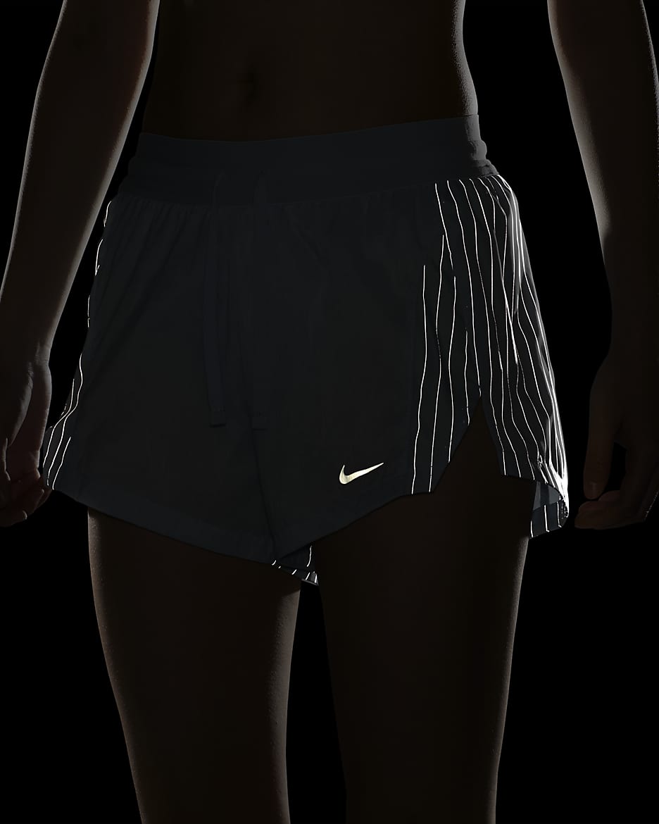 Nike Running Division Women's Mid-Rise 8cm (approx.) Brief-Lined Running Shorts - Light Armoury Blue