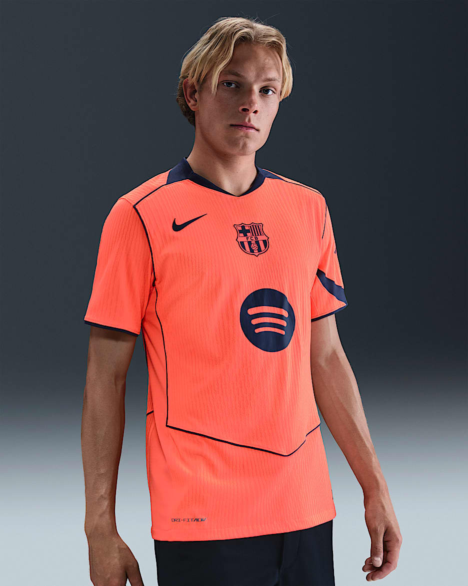 FC バルセロナ 2025/26 マッチ サード メンズ ナイキ Dri-FIT ADV トータル 90 サッカー オーセンティック ユニフォーム - ブライトマンゴー/ミッドナイトネイビー/ミッドナイトネイビー