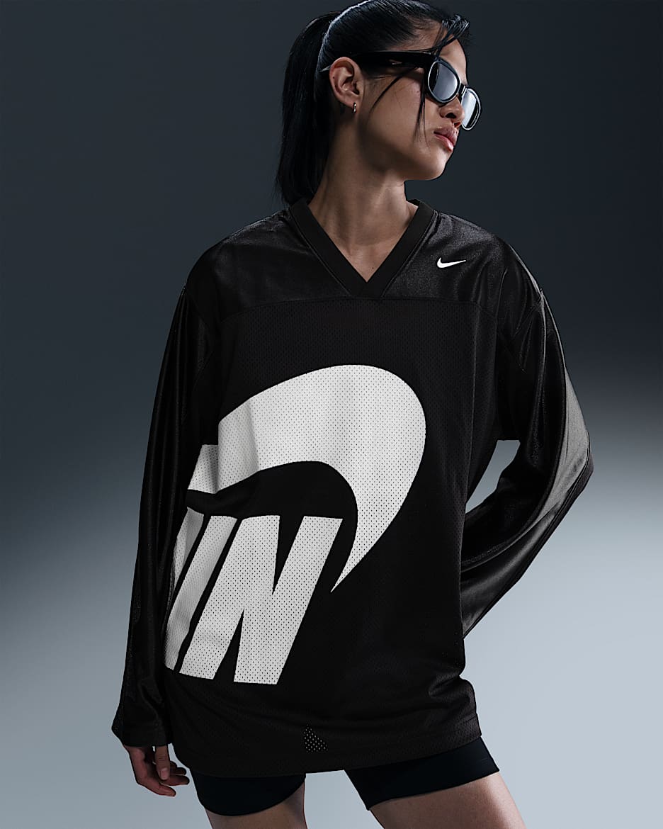 Nike Sportswear Women's Oversized Long-Sleeve Top - Black/White