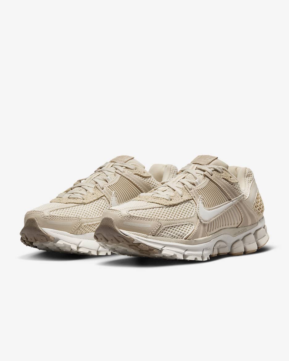 Nike Zoom Vomero 5 Women's Shoes - Sand Drift/Hemp/Black/Phantom