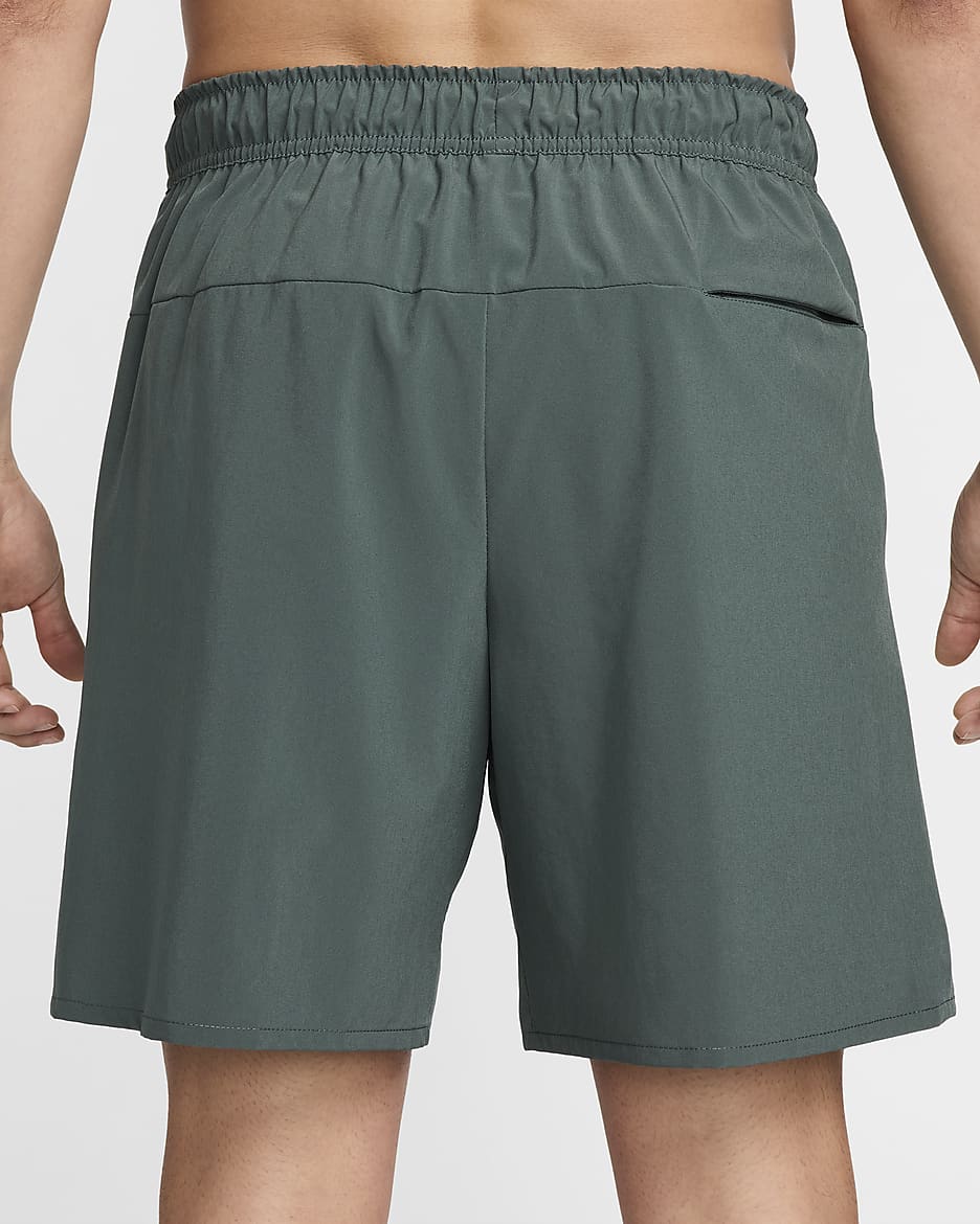 Nike Unlimited Dri-FIT allsidig shorts uten fôr til herre (18 cm) - Vintage Green/Svart/Vintage Green