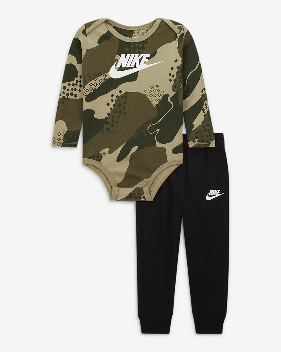 Nike Sportswear Club Camo Bodysuit and Pants Set Baby 2-Piece Set - Black