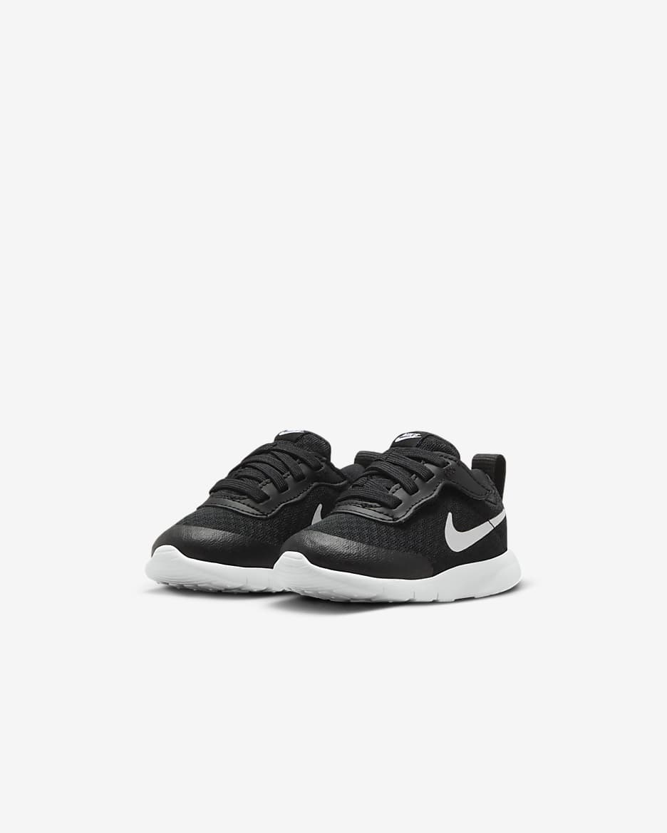 black infant nike trainers