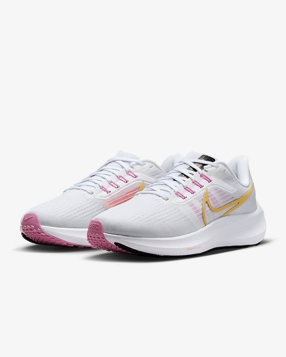 Nike Pegasus 39 女款路跑鞋 - 白色/Pure Platinum/Pink Spell/Wheat Gold