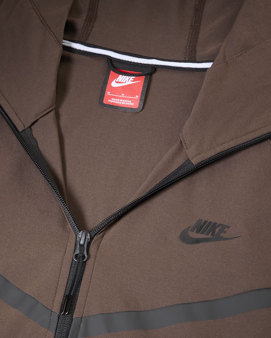 nike woven tech