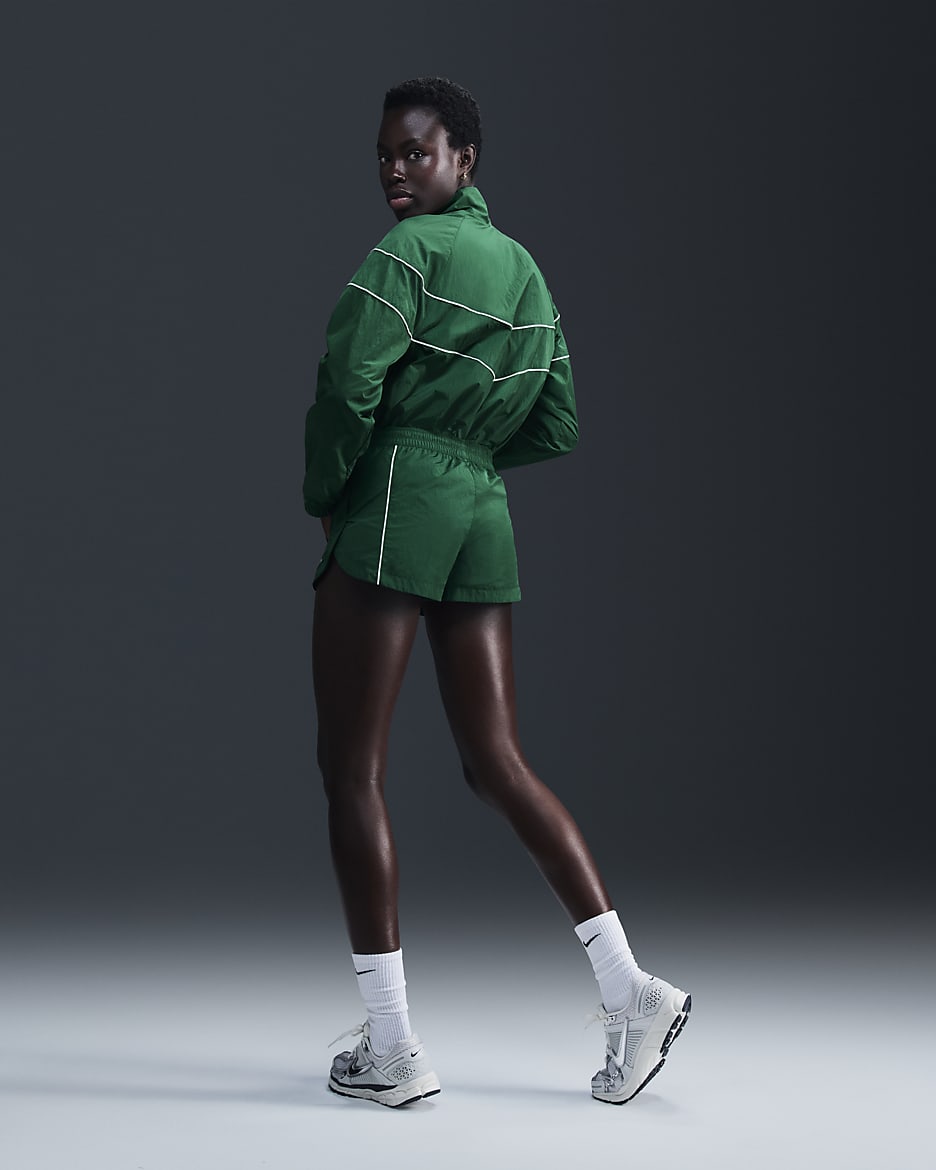 Nike Windrunner ruimvallend geweven damesjack met uv-bescherming en rits over de hele lengte - Gorge Green/Sail