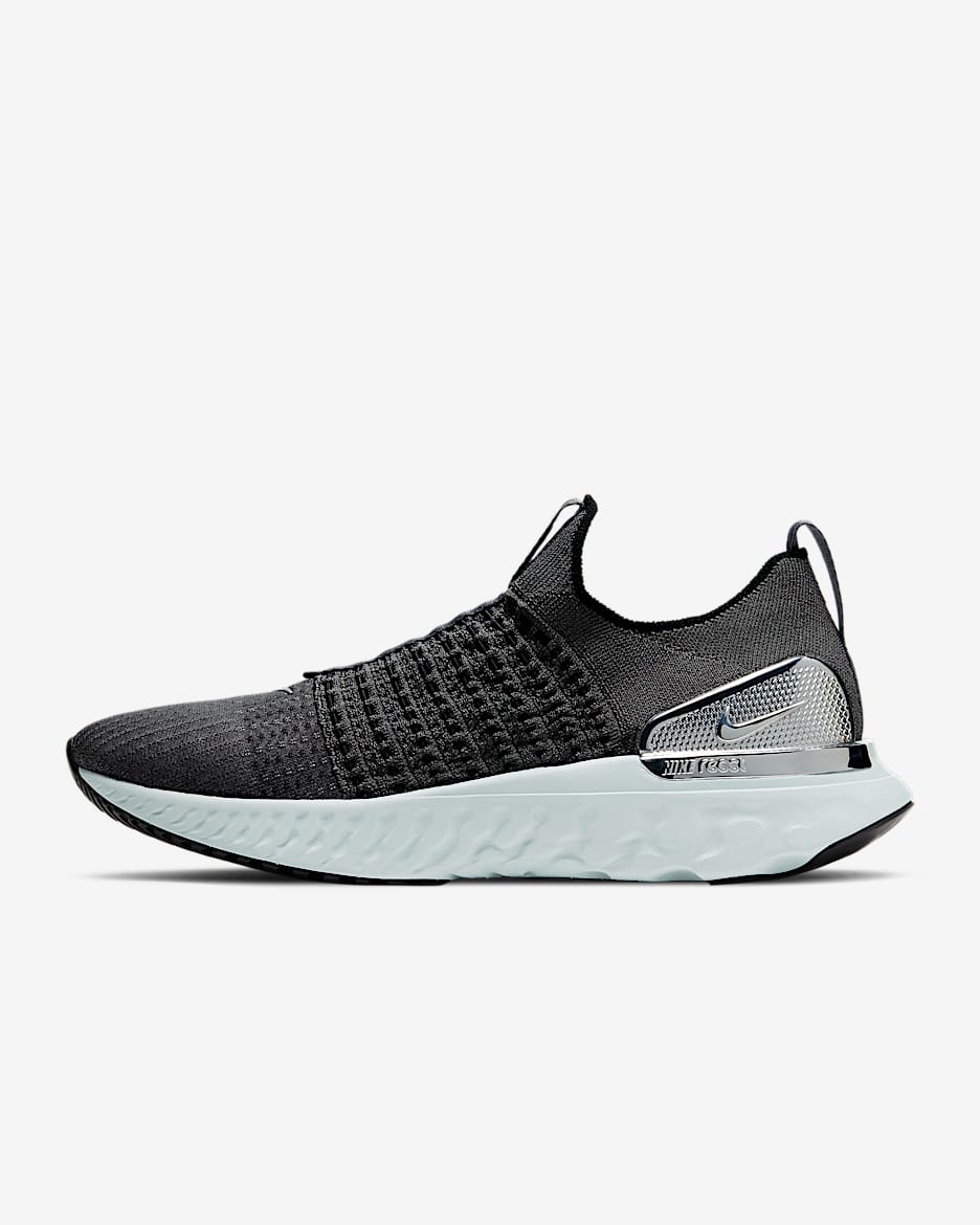 รองเท้าวิ่งโร้ดรันนิ่งผู้ชาย Nike Phantom Run 2 - Iron Grey/ดำ/Particle Grey/Metallic Silver