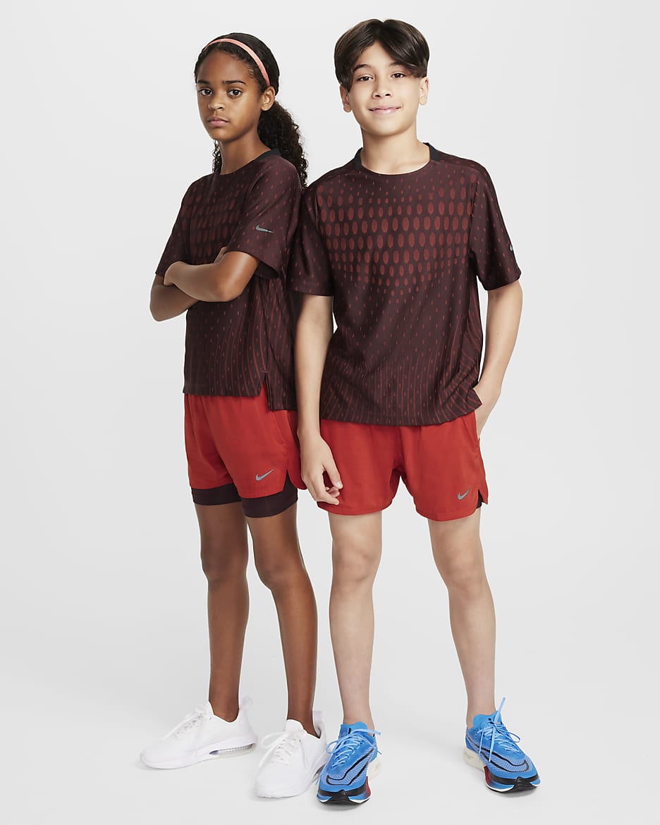 Nike Multi Tech Older Kids' (Boys') Dri-FIT ADV Training Shorts - Dragon Red/Burgundy Crush/Black