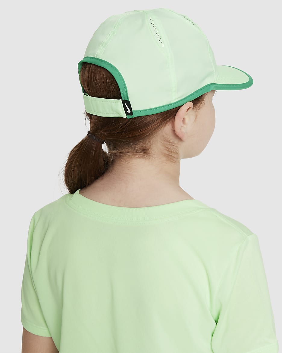 Gorra ligera desestructurada para niños Nike Dri-FIT Club - Verde vapor/Verde estadio/Verde estadio