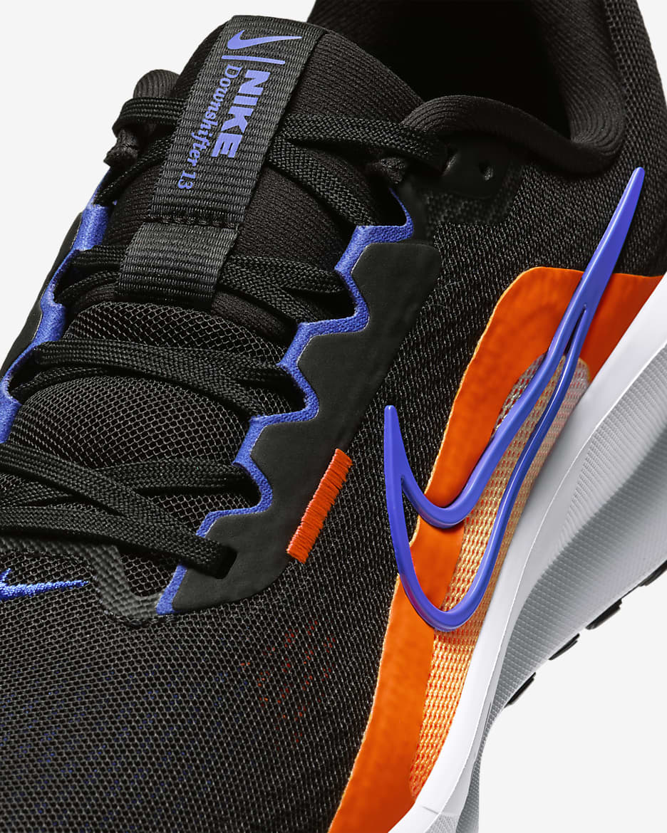 Tenis de correr en pavimento para hombre Nike Downshifter 13 - Negro/Hipercarmesí/Platino puro/Azul astronómico