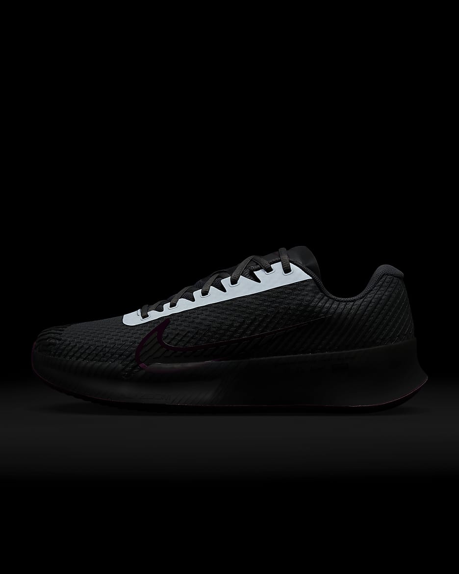 Chaussure de tennis pour terre battue NikeCourt Air Zoom Vapor 11 pour homme - Smoke Grey/Dark Smoke Grey/Sangria/Noir