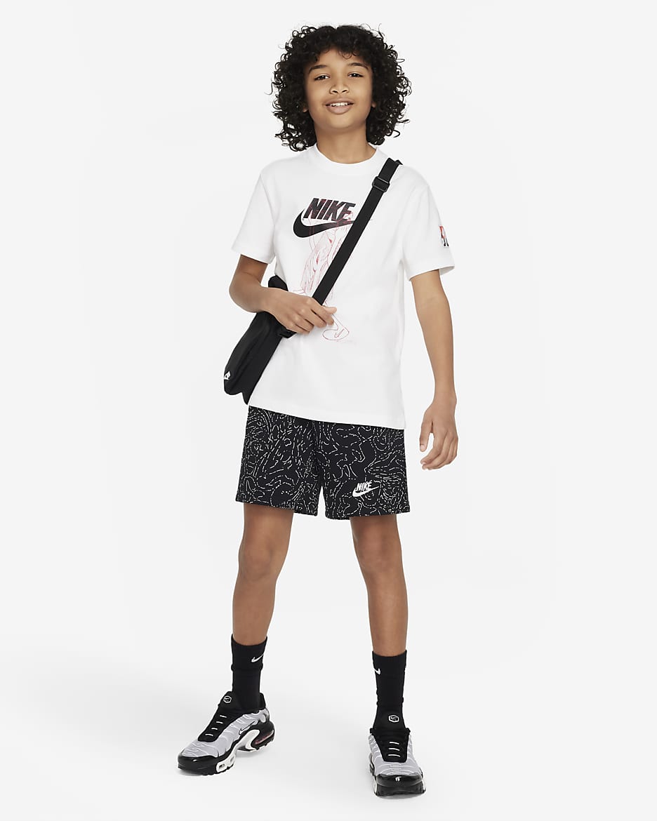 Nike Sportswear Older Kids' T-Shirt - White