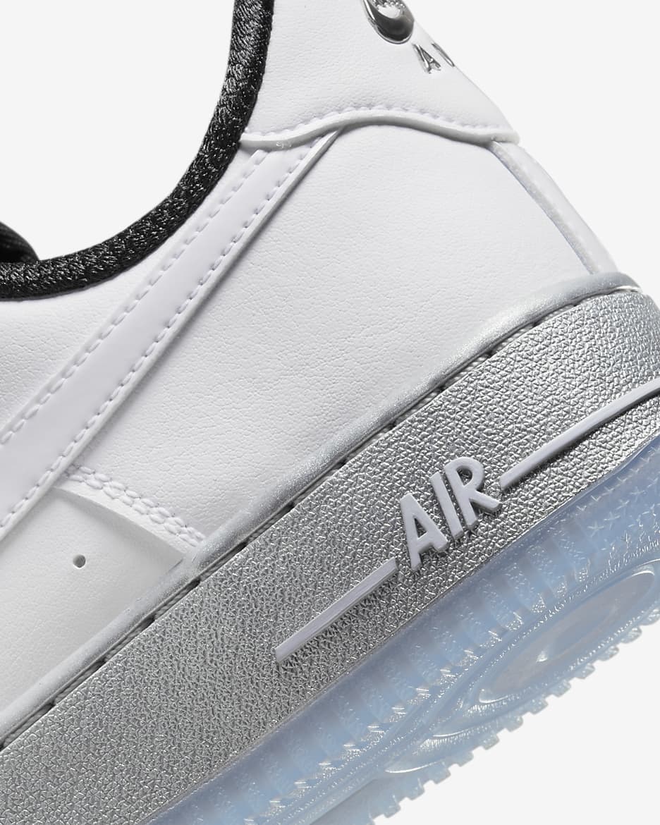 Nike Air Force 1 '07 SE Women's Shoes - White/Metallic Silver/Black/White