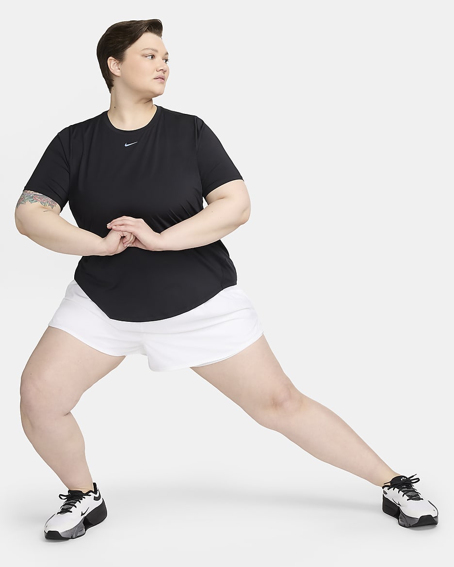 Nike One Classic Dri-FIT kortermet overdel til dame (Plus Size) - Svart/Svart