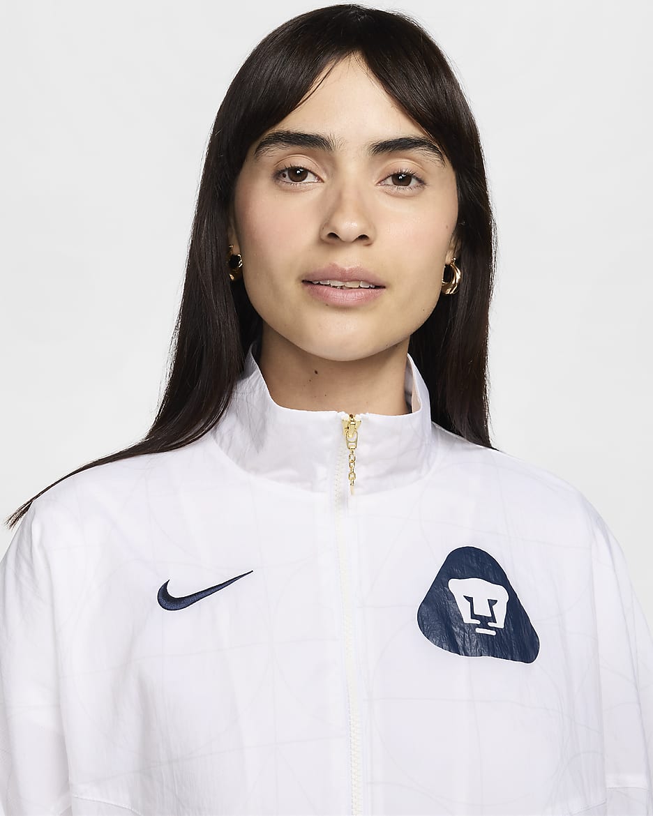 Chamarra de fútbol Nike de tejido Woven para mujer Pumas UNAM Essential Windrunner - Blanco/Obsidiana