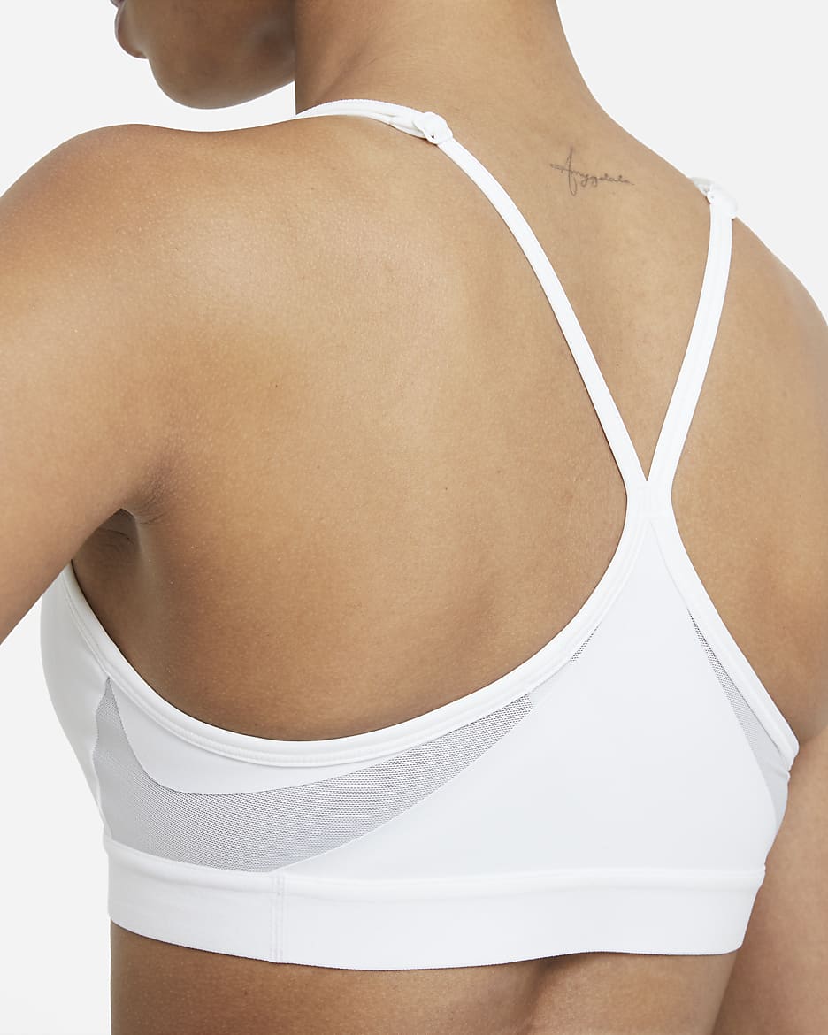 Bra deportivo de baja sujeción acolchado con cuello en V para mujer Nike Indy - Blanco/Gris niebla/Gris partícula