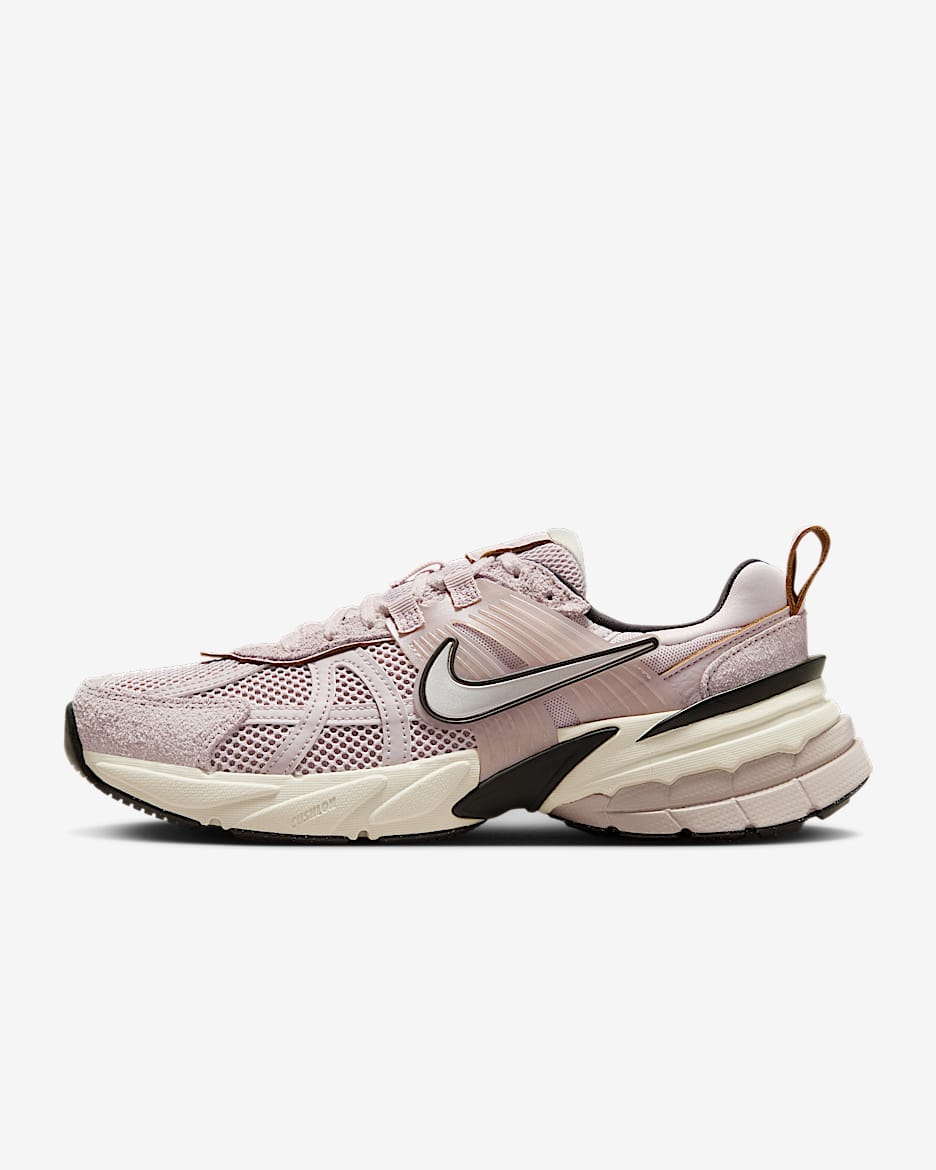 NIKE公式】ナイキ V2K ラン ウィメンズシューズ.オンラインストア 
