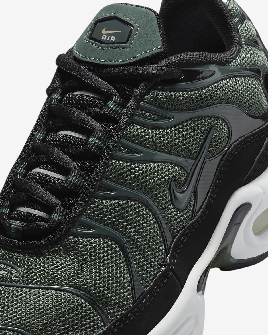 Nike Air Max Plus gyerekcipő - Vintage Green/Fekete/Hemp/Vintage Green