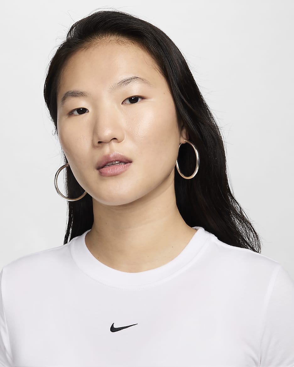 Nike Sportswear Chill Knit Women's T-Shirt - White/Black