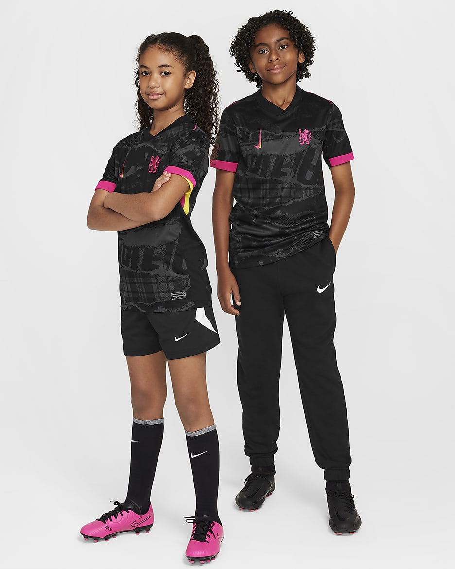 FC Chelsea 2024/25 Stadium Third Nike Replika-Fußballtrikot mit Dri-FIT-Technologie (ältere Kinder) - Anthracite/Schwarz/Opti Yellow/Pink Prime