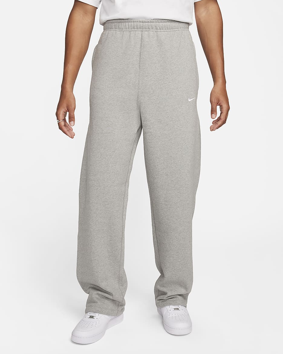 Nike Solo Swoosh Men's Open-Hem Fleece Trousers - Dark Grey Heather/White