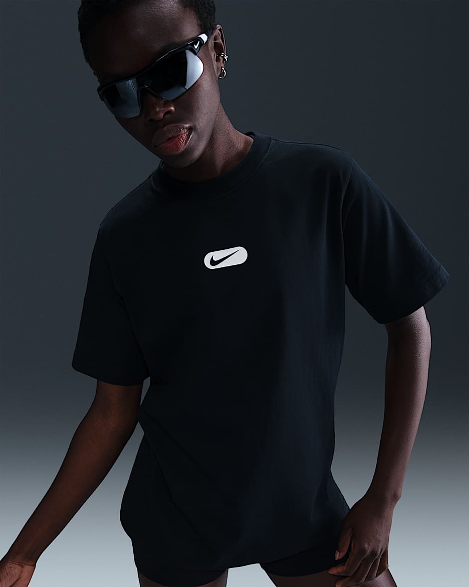 Γυναικείο κοντομάνικο T-Shirt Nike Sportswear Club - Μαύρο